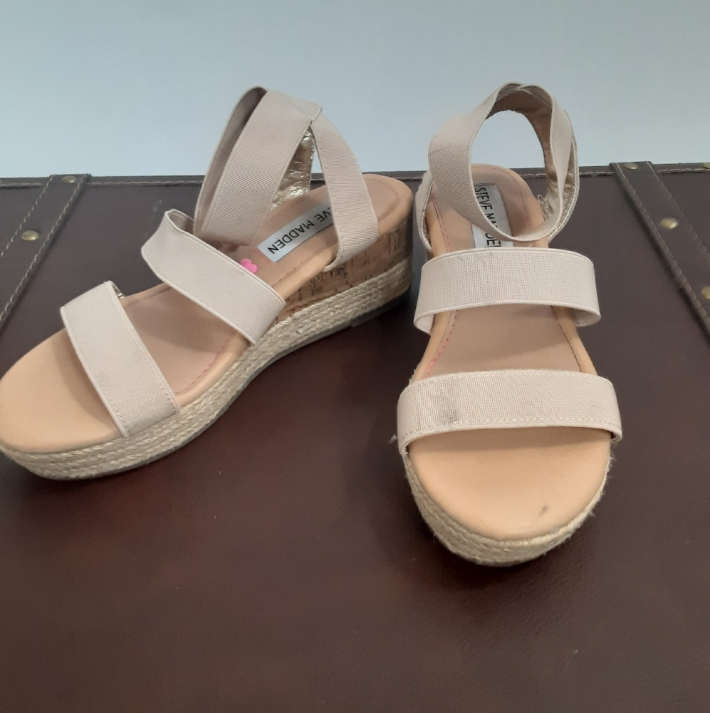 Steve Maden Tan Sandals